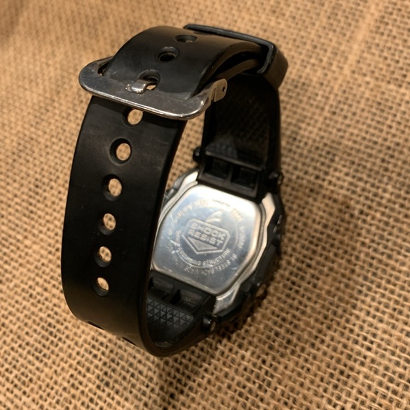 Men’s Casio G-SHOCK G-8000 (2958) Square Black Resin 40mm watch - Picture 5 of 8